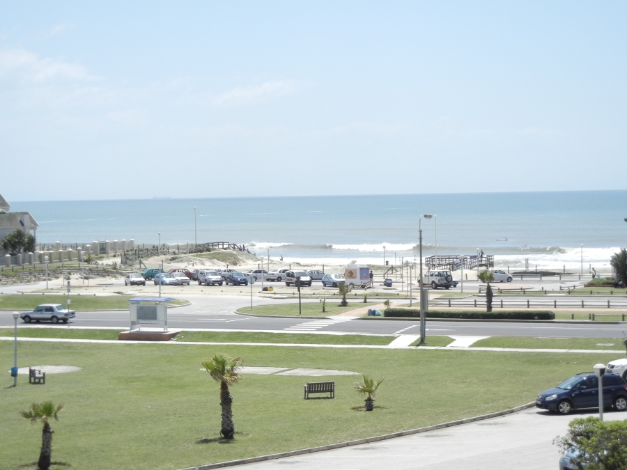 2 Bedroom Property for Sale in Summerstrand Eastern Cape